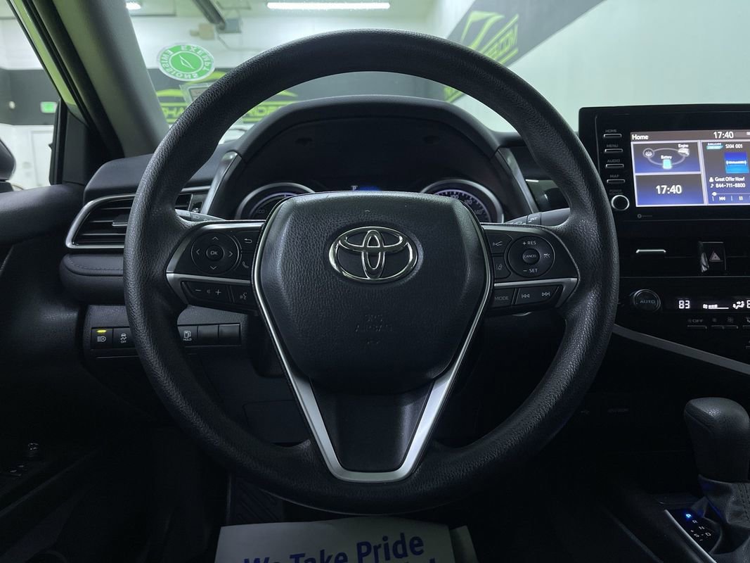Used 2022 Toyota Camry LE image 18