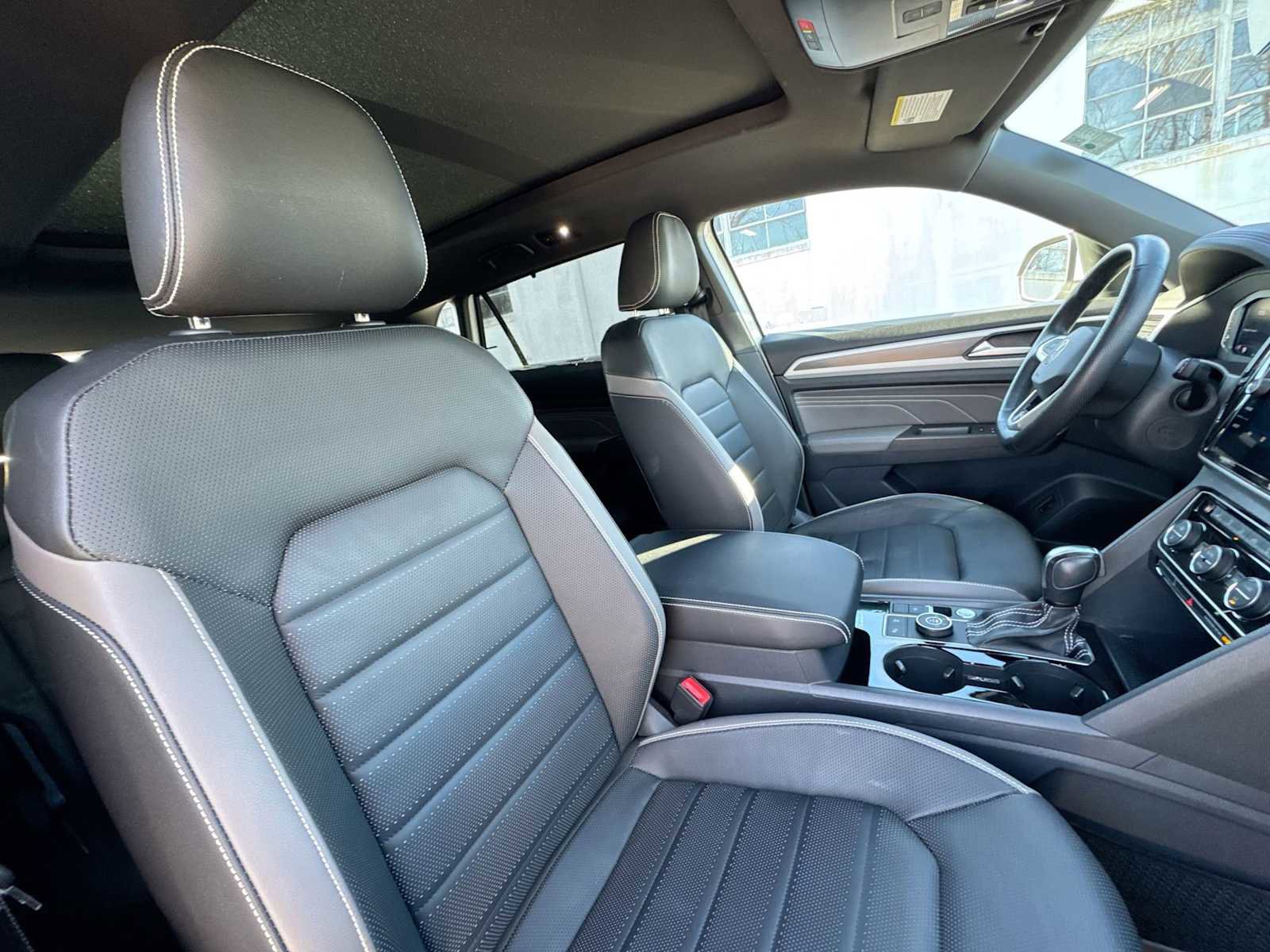 Used 2023 Volkswagen Atlas Cross Sport SEL Premium R-Line image 17