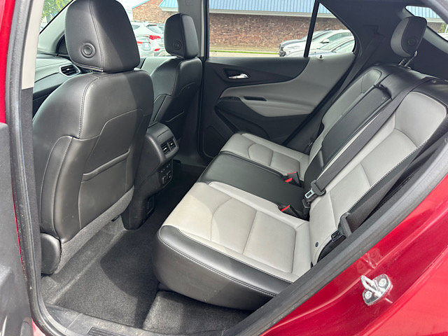 Used 2018 Chevrolet Equinox Premier FWD image 21
