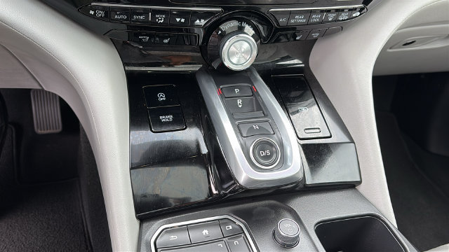 Used 2023 Acura MDX w/ Technology Package AWD/4WD image 21