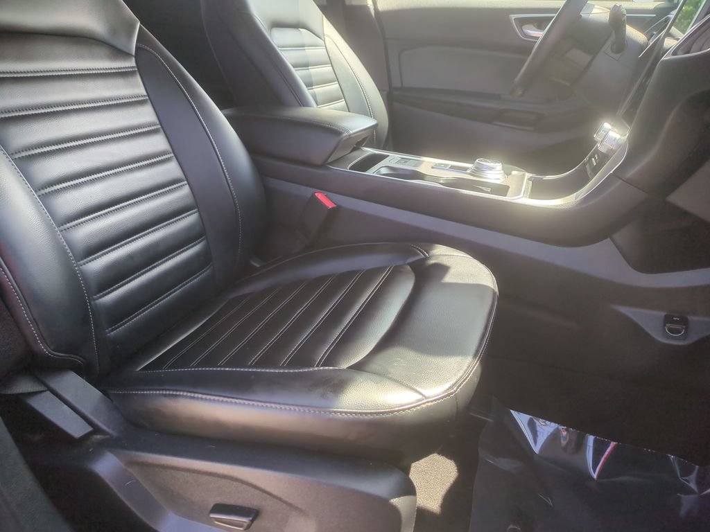 Used 2024 Ford Edge SEL AWD/4WD image 19