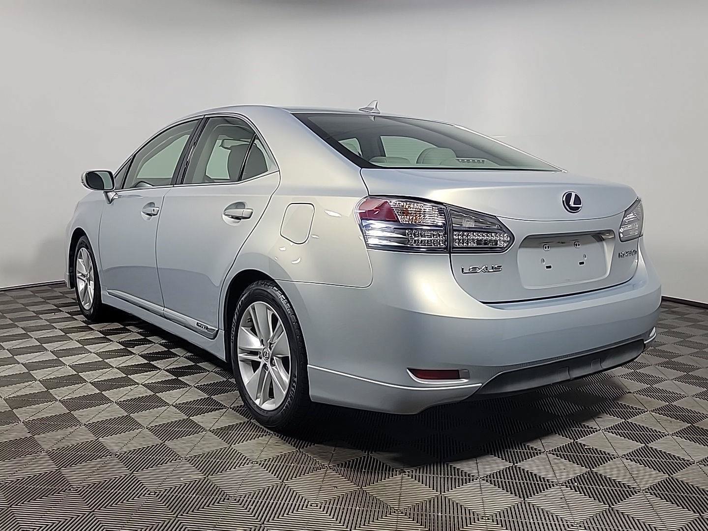Used 2010 Lexus HS 250h FWD image 8