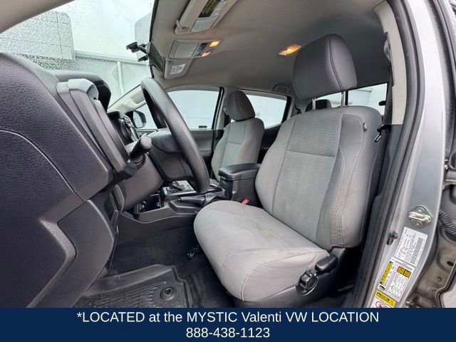 Used 2016 Toyota Tacoma SR w/ Towing Package image 32