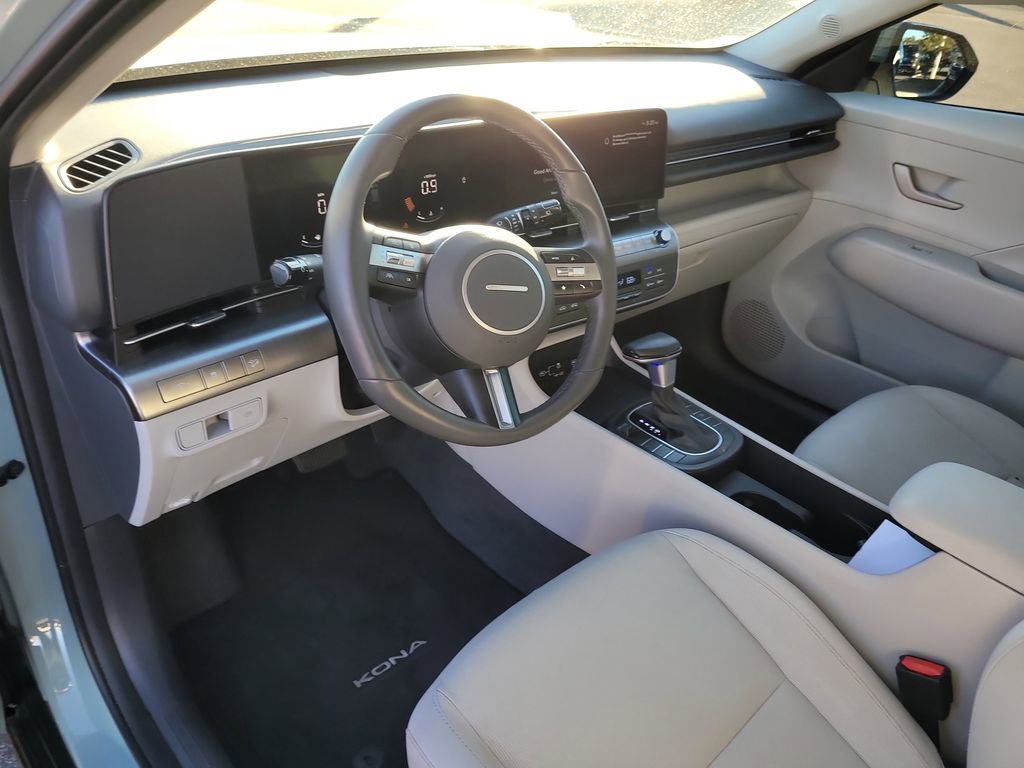 Used 2024 Hyundai Kona SEL image 15