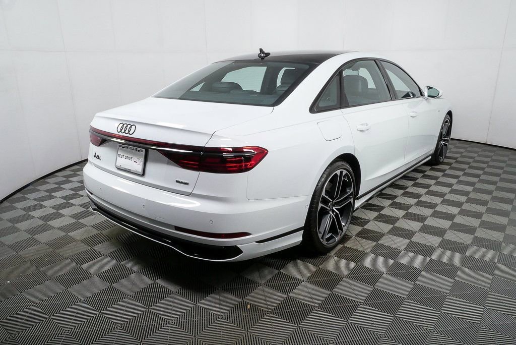 New 2025 Audi A8 L 3.0T image 3