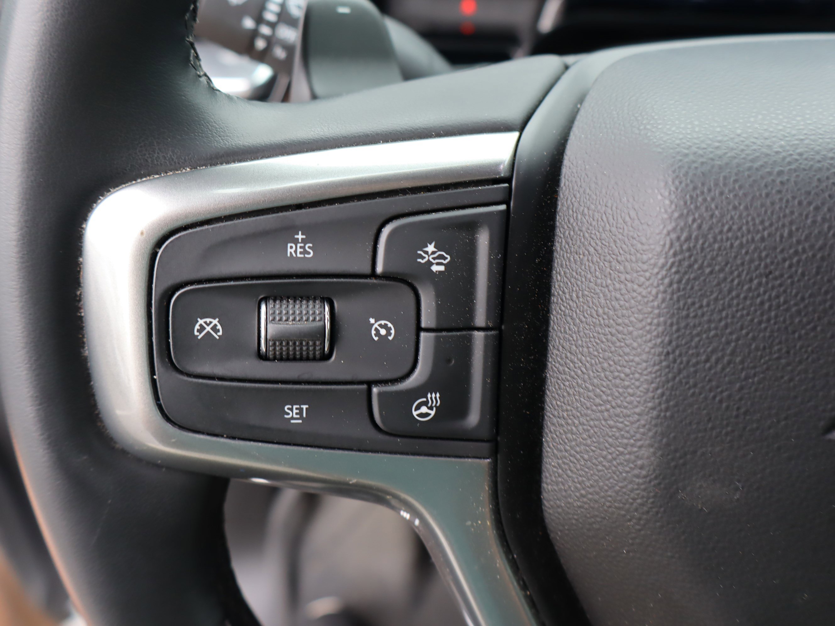 Used 2024 Chevrolet Silverado 1500 LT Trail Boss w/ LT Trail Boss Premium Package AWD/4WD image 23