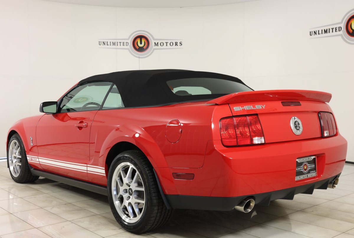 Used 2007 Ford Mustang Shelby GT500 RWD image 38