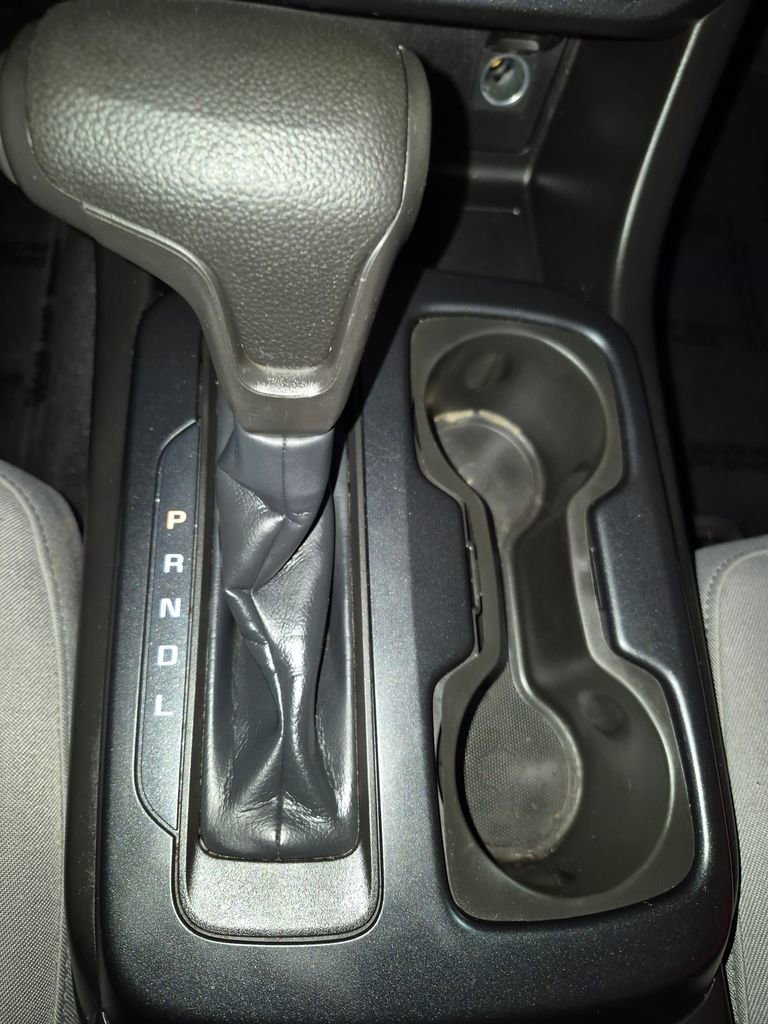 Used 2020 Chevrolet Colorado W/T w/ WT Convenience Package image 16