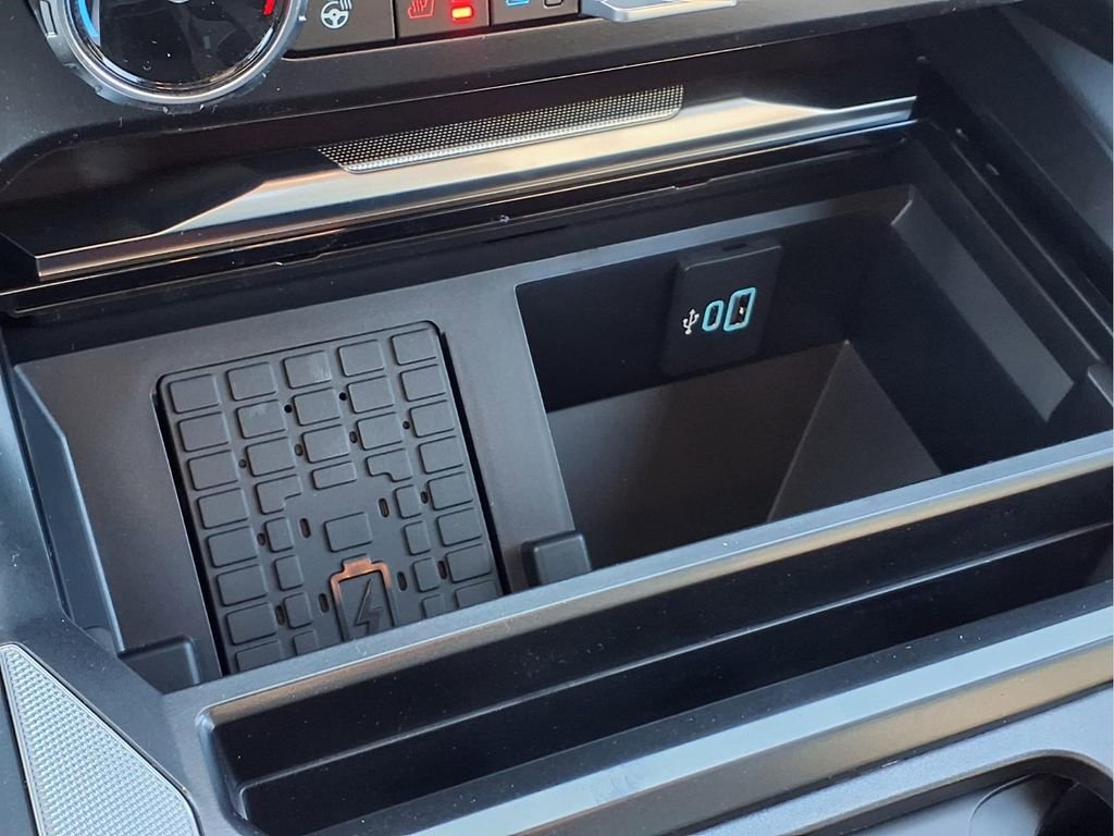 New 2026 Ford F250 Platinum image 12