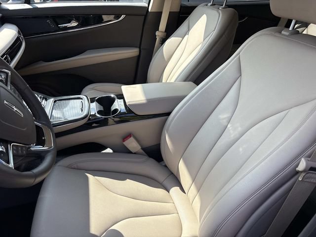 Certified 2023 Lincoln Nautilus AWD w/ Premium Package image 26