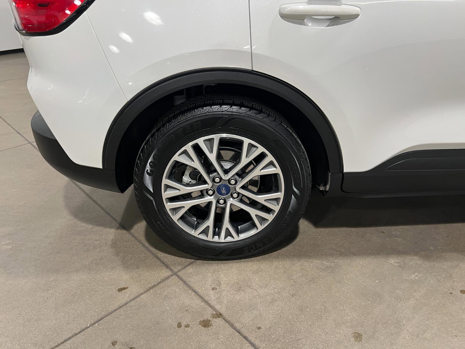 Used 2021 Ford Escape SEL image 42