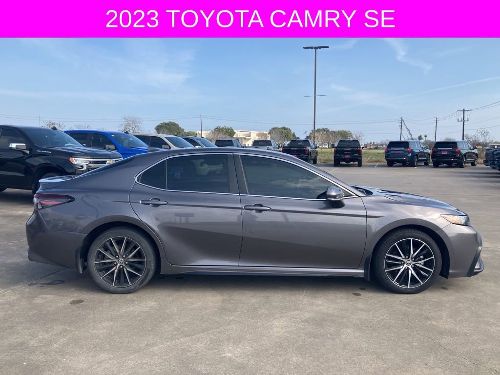 Used 2023 Toyota Camry SE image 8