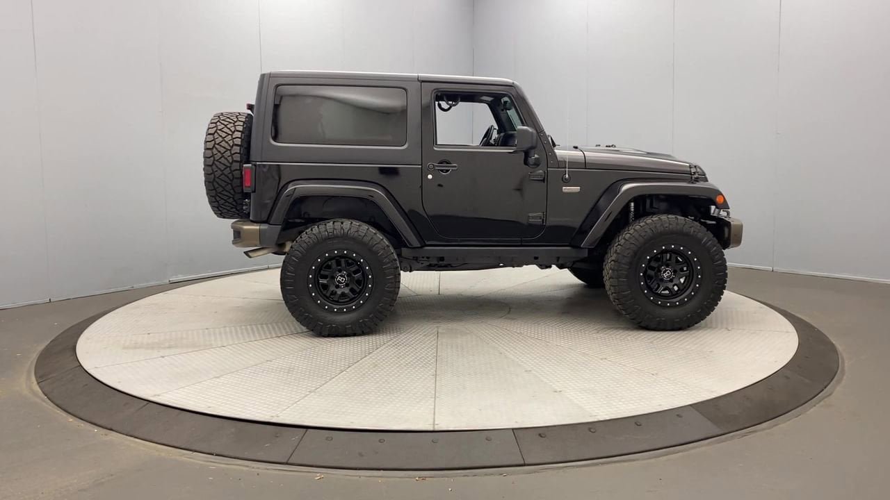 Used 2016 Jeep Wrangler Sahara AWD/4WD image 6