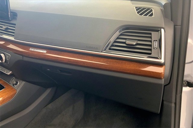 Certified 2024 Audi Q5 e Premium w/ Convenience Package image 16