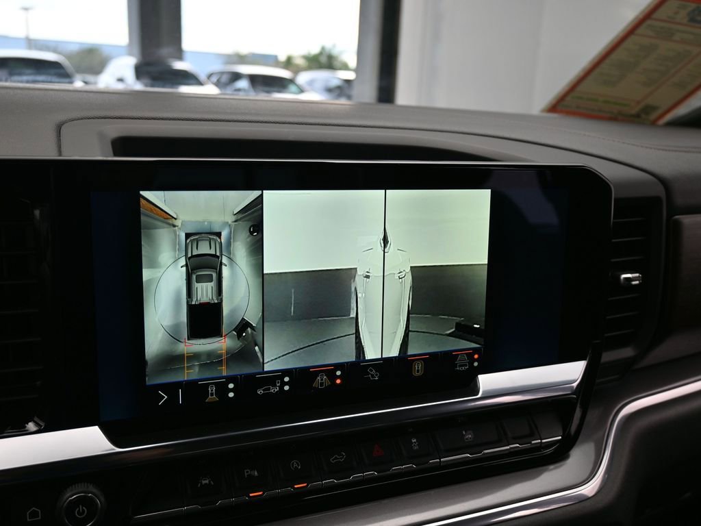 Used 2024 Chevrolet Silverado 1500 High Country w/ Technology Package image 30