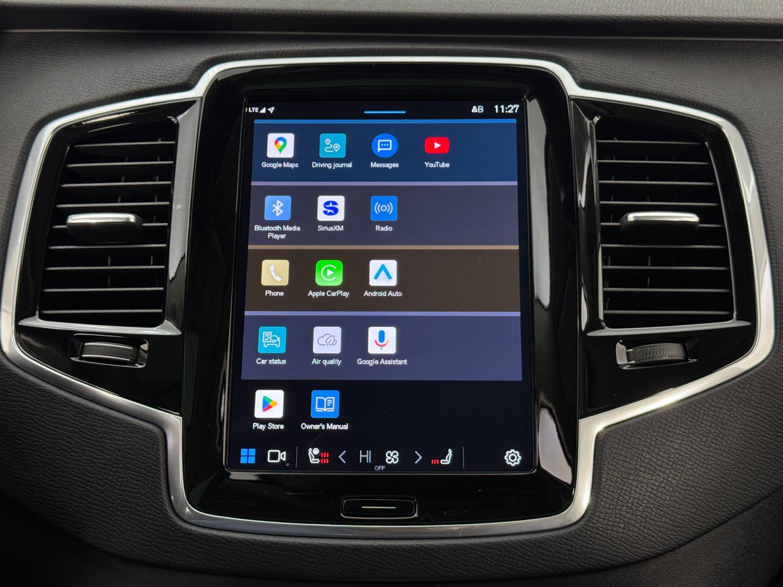 Used 2024 Volvo XC90 T8 Plus w/ Protection Package Premier image 25