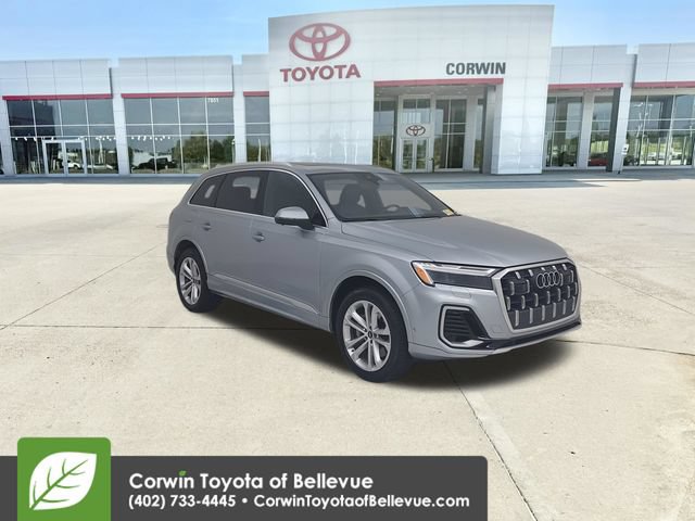 Used 2025 Audi Q7 3.0T Premium Plus AWD/4WD image 3