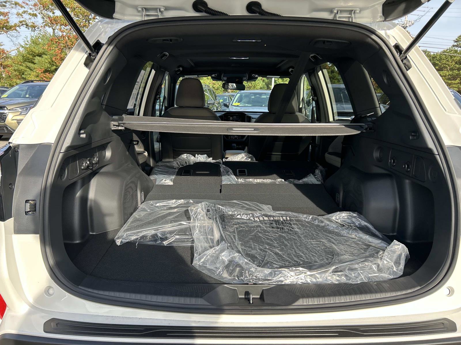 Used 2025 Subaru Forester Premium image 8