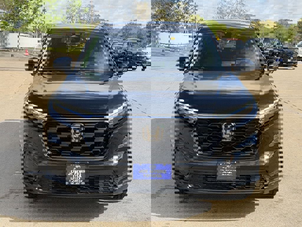 Used 2025 Honda CR-V LX image 3