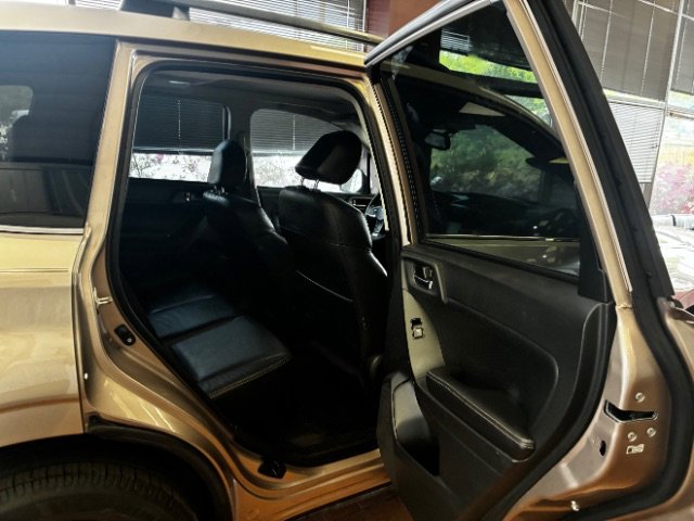 Used 2016 Subaru Forester 2.5i Limited w/ Popular Package #2 AWD/4WD image 29