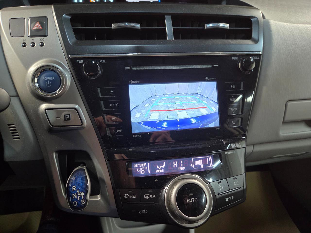 Used 2017 Toyota Prius V Three image 23
