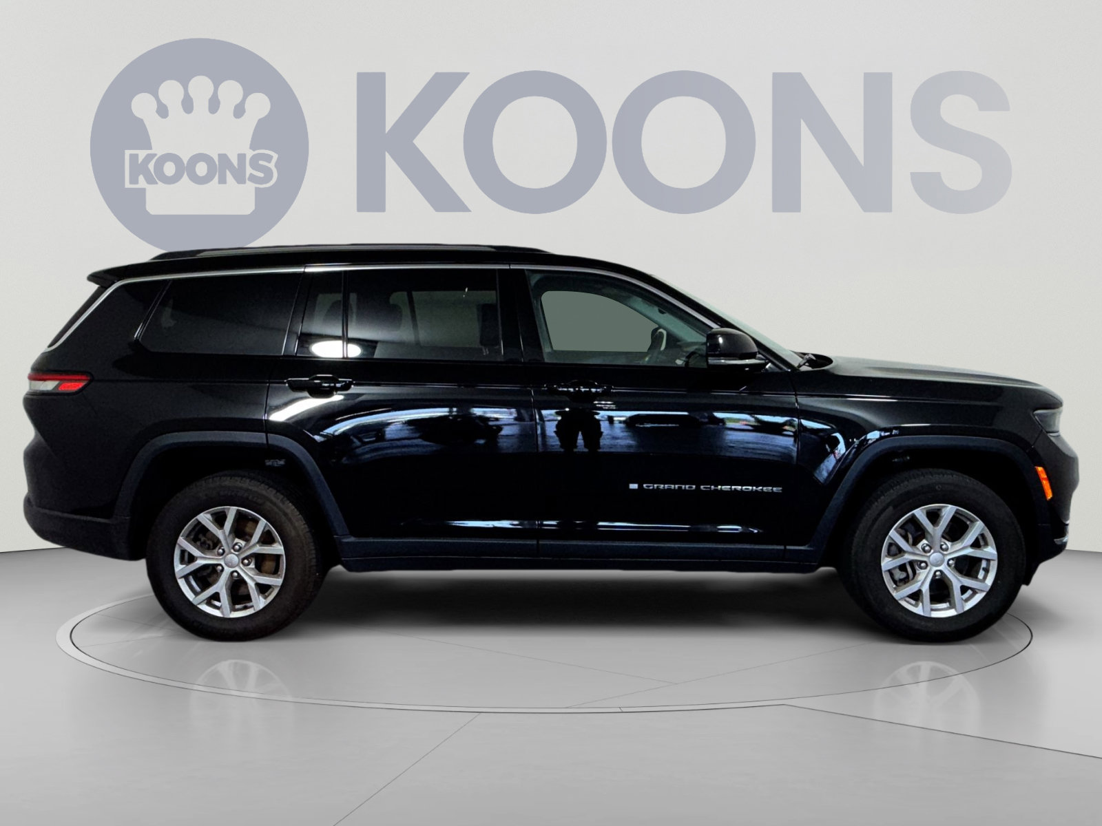 Used 2023 Jeep Grand Cherokee L Limited AWD/4WD image 8