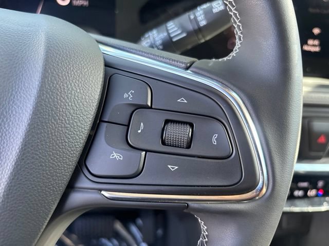 Used 2025 Buick Encore GX Avenir w/ Avenir Technology Package AWD/4WD image 21