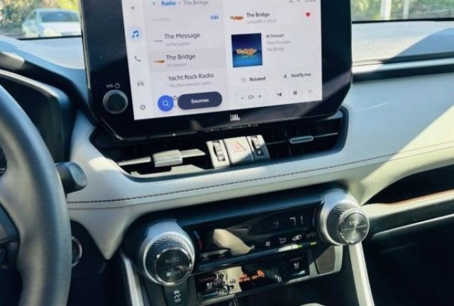 Used 2023 Toyota RAV4 Limited w/ Limited Grade Weather Package image 6