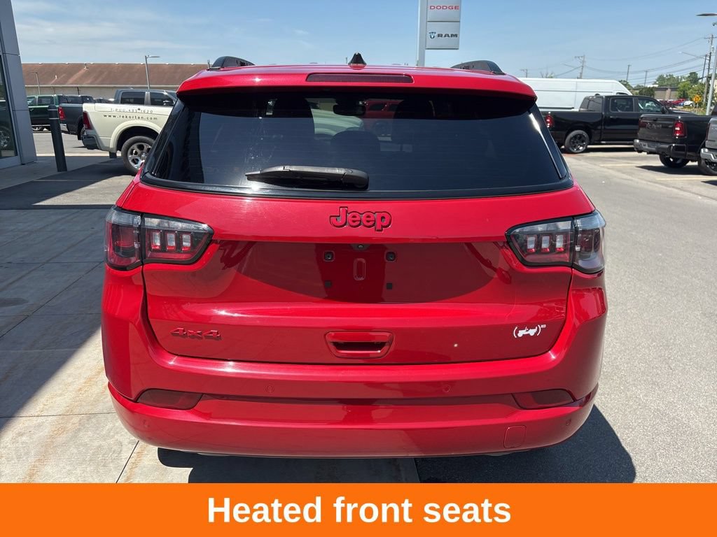 Used 2023 Jeep Compass Limited AWD/4WD image 10