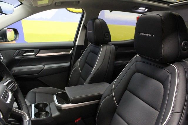 New 2026 GMC Terrain Denali w/ LPO, Floor Liner Package AWD/4WD image 20