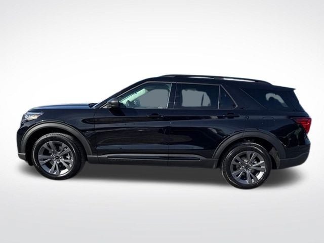 New 2026 Ford Explorer Active w/ Active Comfort Package AWD/4WD image 2
