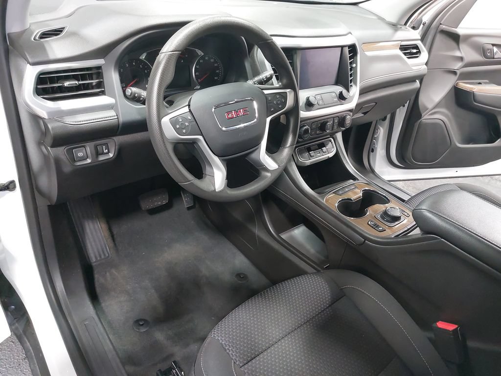 Used 2023 GMC Acadia SLE w/ Driver Convenience Package AWD/4WD image 18