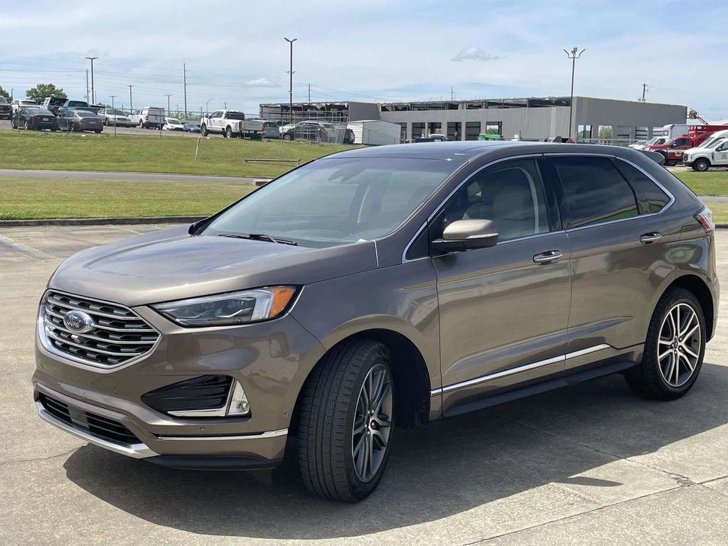 Certified 2019 Ford Edge Titanium w/ Equipment Group 301A image 7