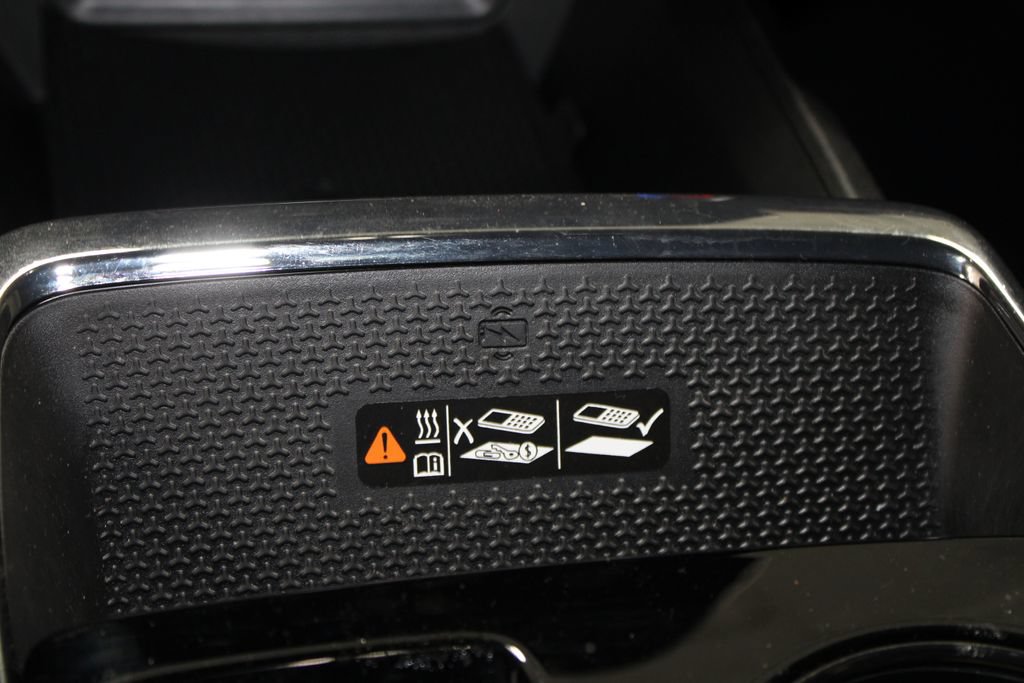 Used 2026 Chevrolet Equinox RS FWD image 40