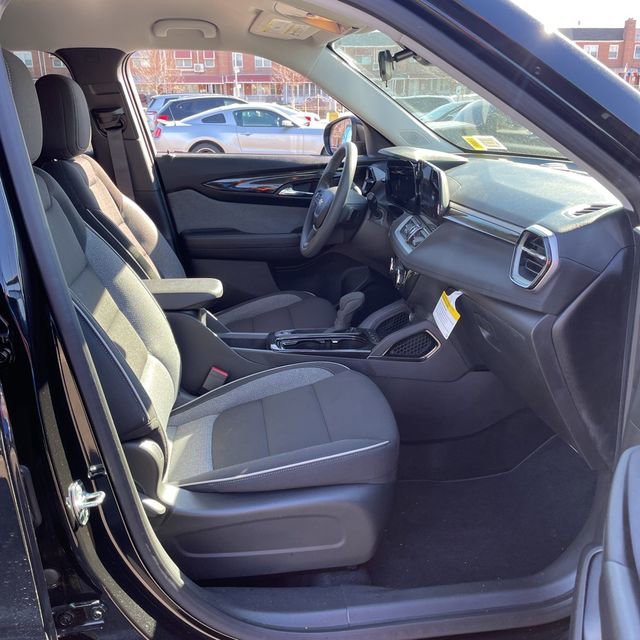 Used 2026 Chevrolet TrailBlazer LT image 11