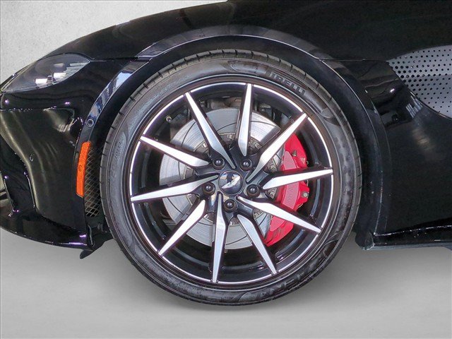 Used 2019 Aston Martin V8 Vantage Coupe RWD image 23