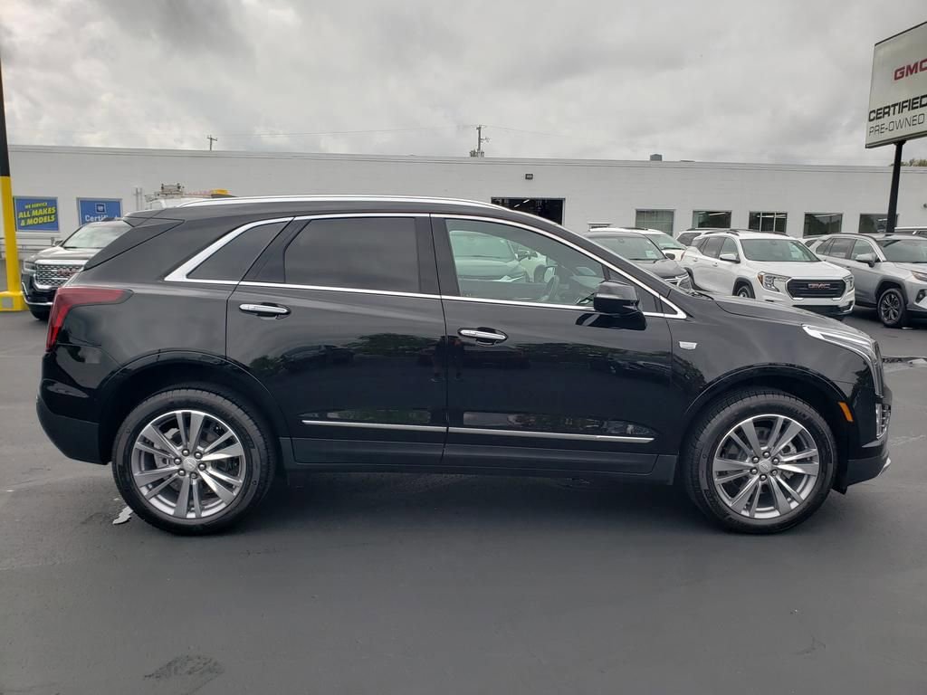 Used 2025 Cadillac XT5 Premium Luxury image 10