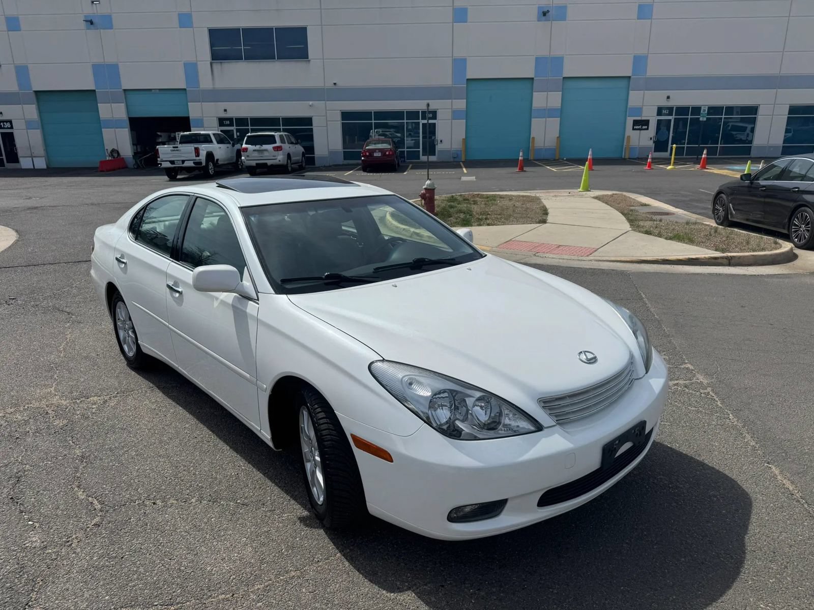 Used 2003 Lexus ES 330 w/ Premium Pkg FWD image 15