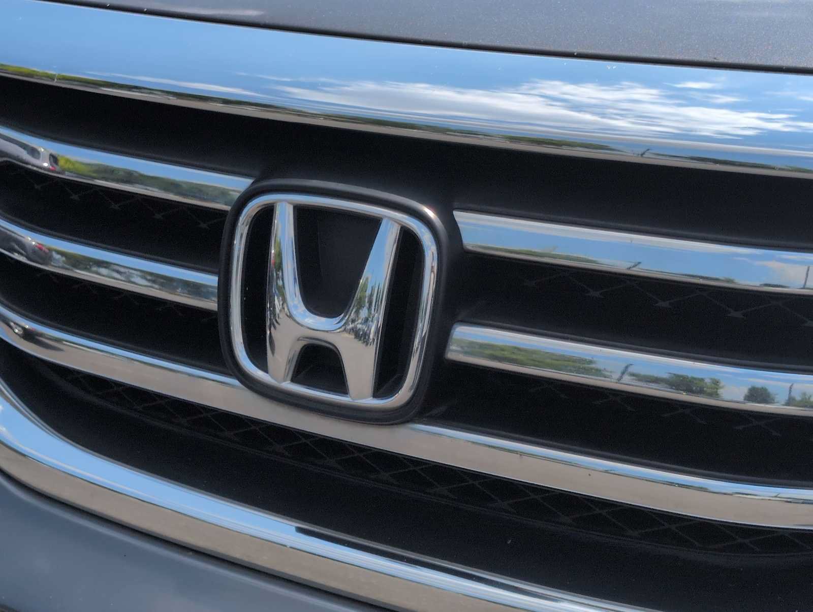 Used 2015 Honda Pilot SE image 12