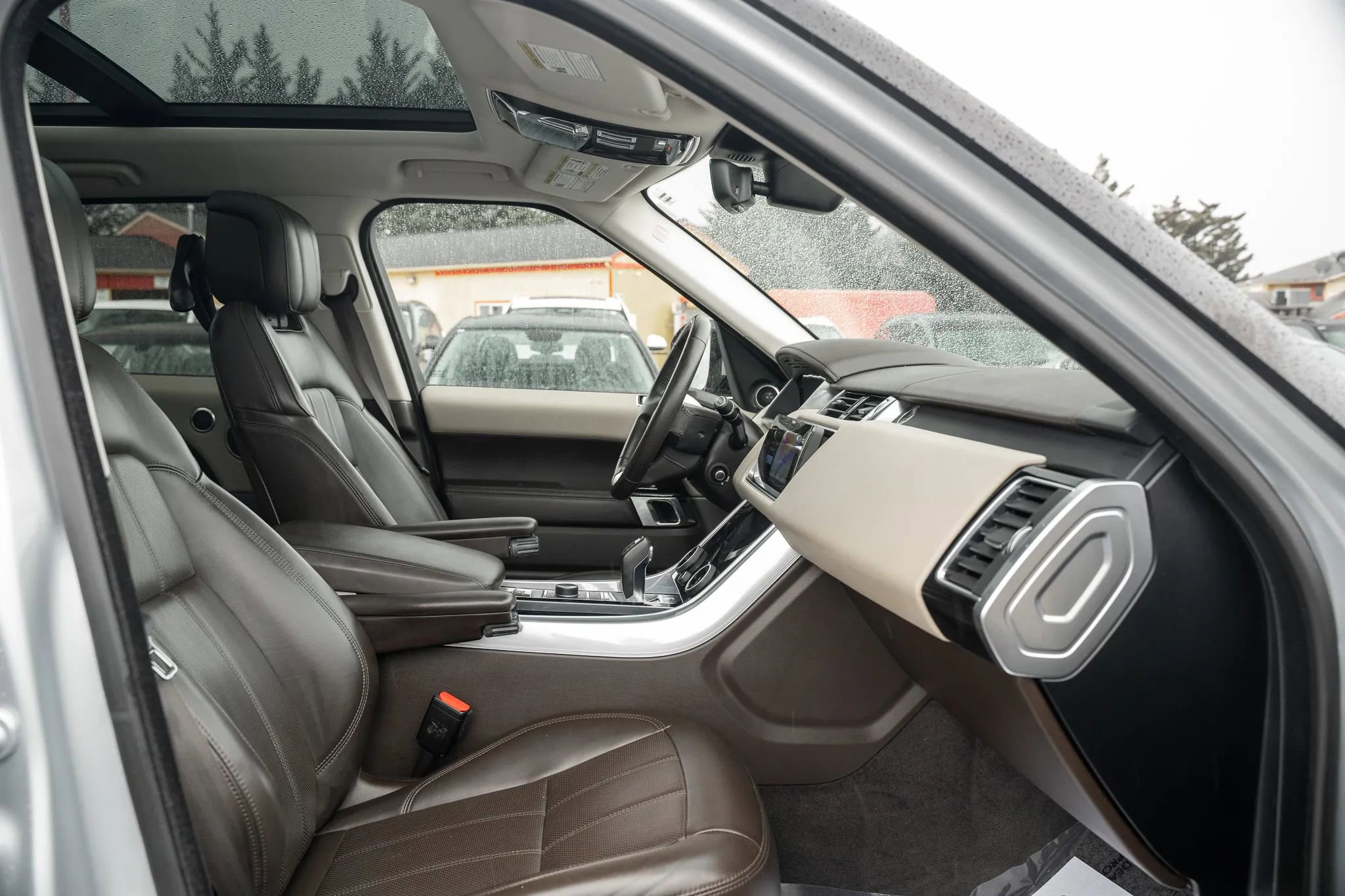 Used 2020 Land Rover Range Rover Sport HSE AWD/4WD image 13