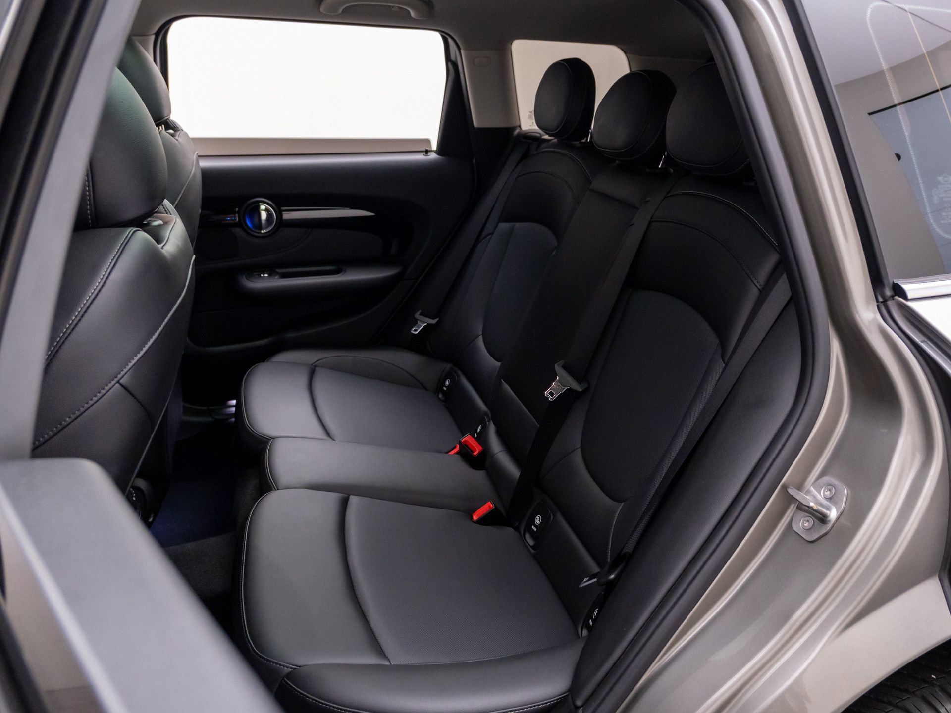 Used 2019 MINI Cooper Clubman S AWD/4WD image 18