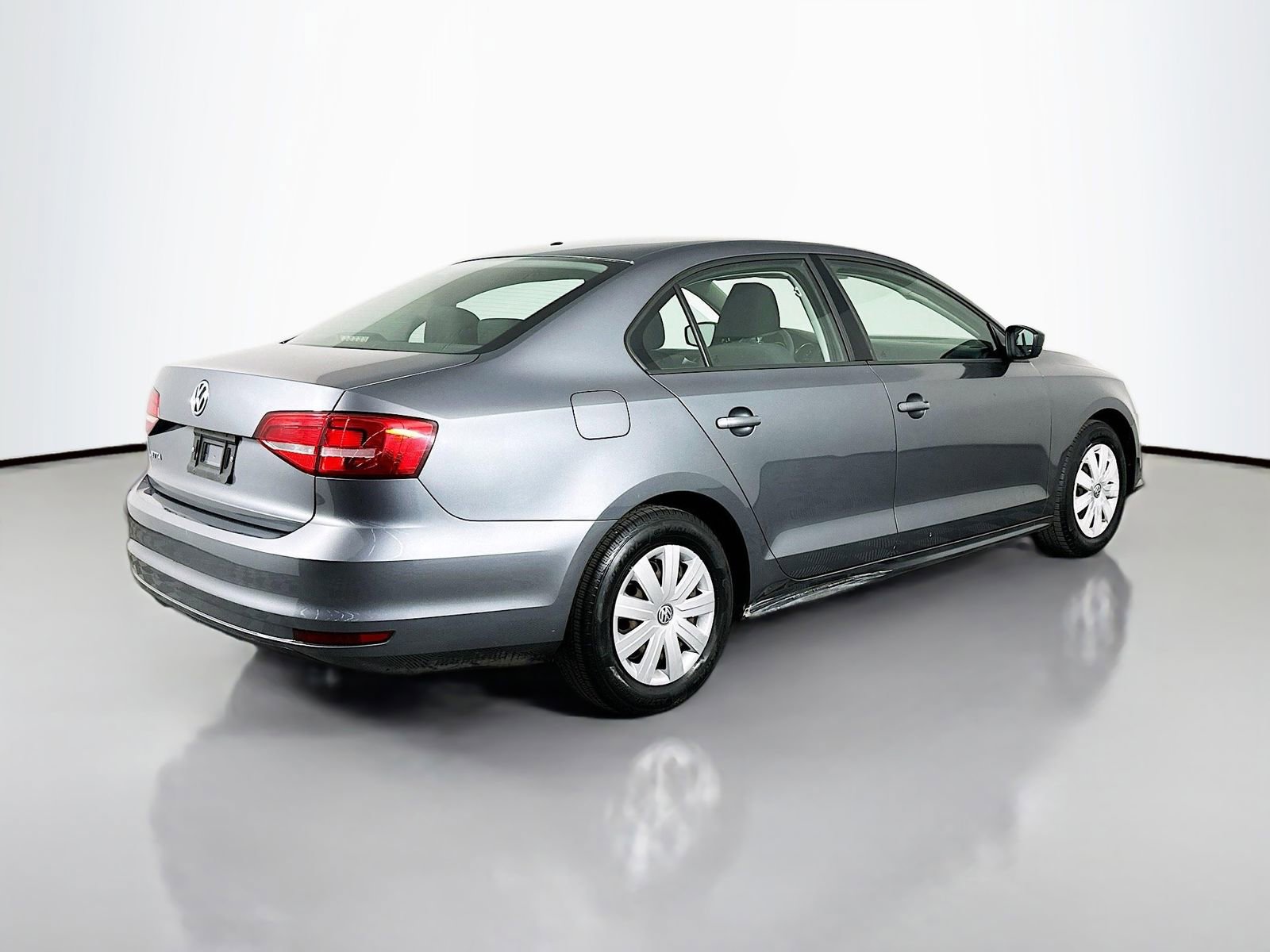 Used 2015 Volkswagen Jetta S FWD image 8