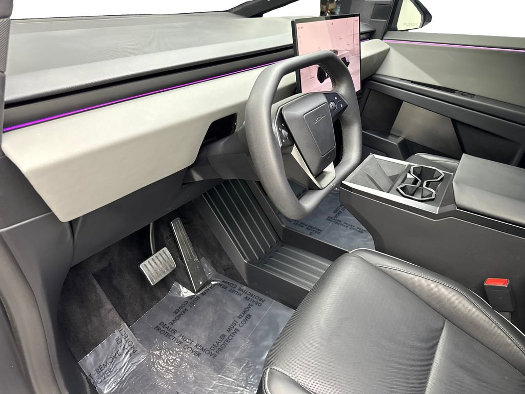 Used 2024 Tesla Cybertruck AWD Crew Cab image 48
