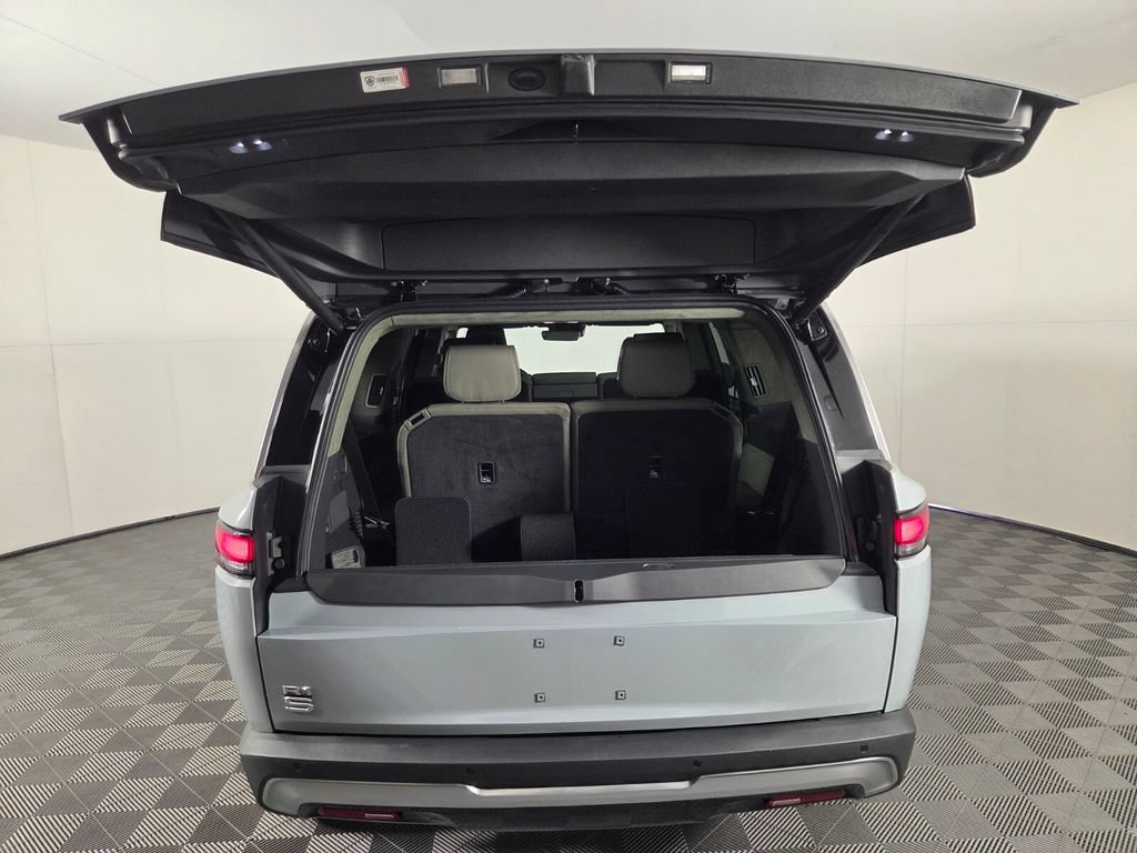 Used 2024 Rivian R1S Adventure AWD/4WD image 27