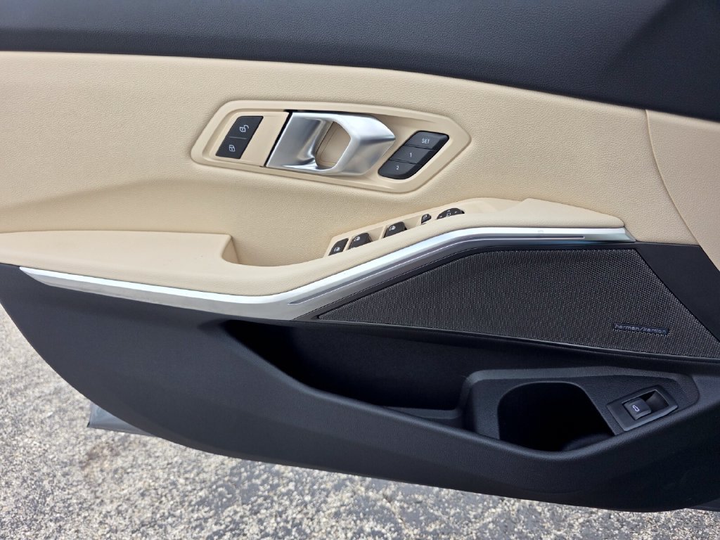New 2026 BMW 330i Sedan w/ Premium Package RWD image 16