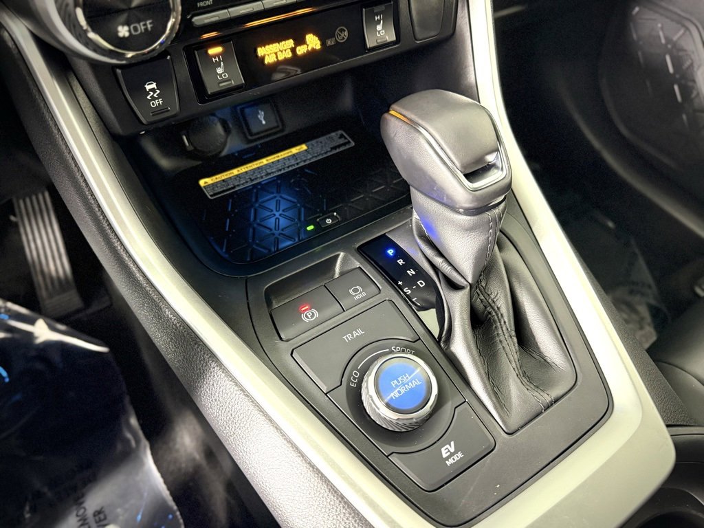 Used 2021 Toyota RAV4 XSE image 26