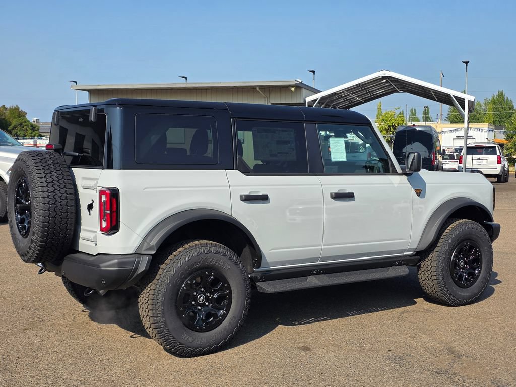New 2026 Ford Bronco Badlands w/ Sasquatch Package AWD/4WD image 32