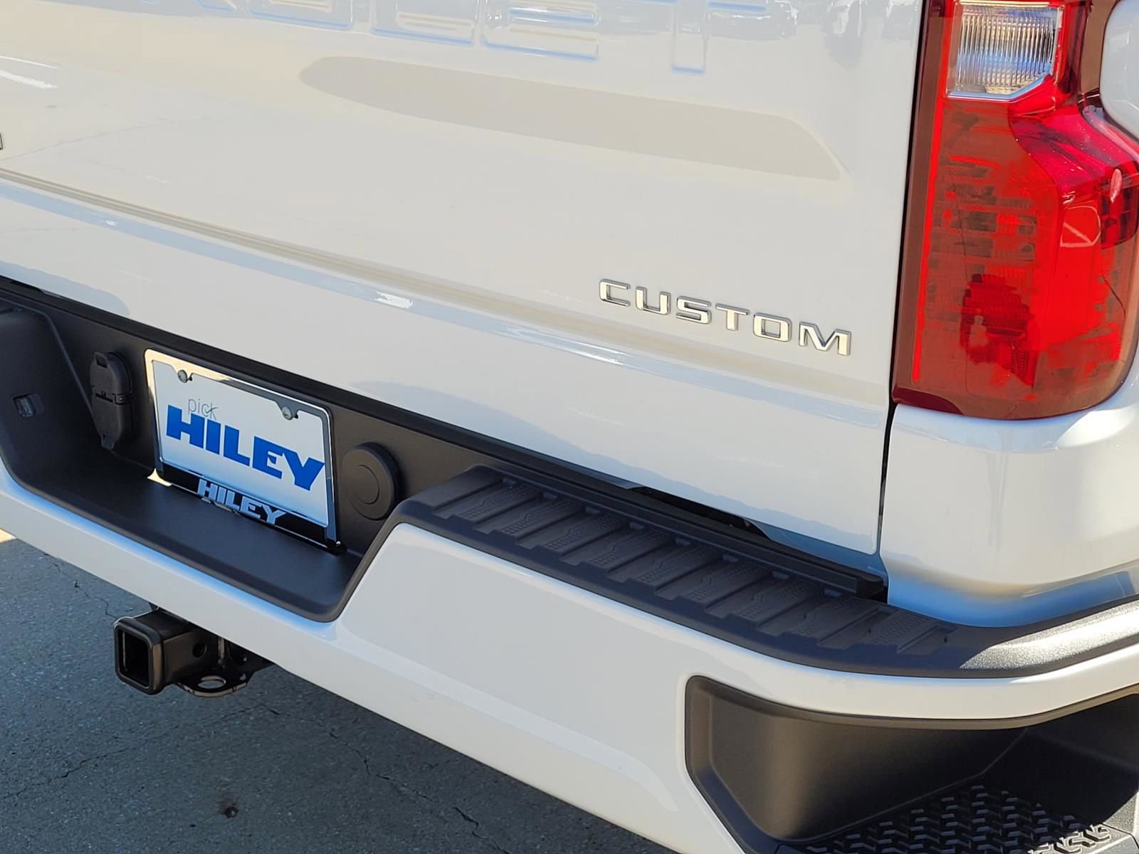 New 2026 Chevrolet Silverado 1500 Custom image 4