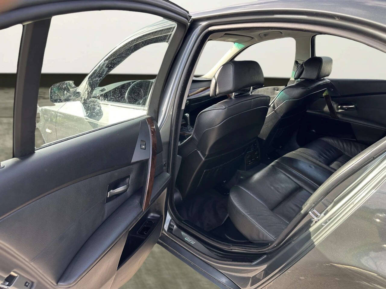 Used 2007 BMW 530xi Sedan AWD/4WD image 16