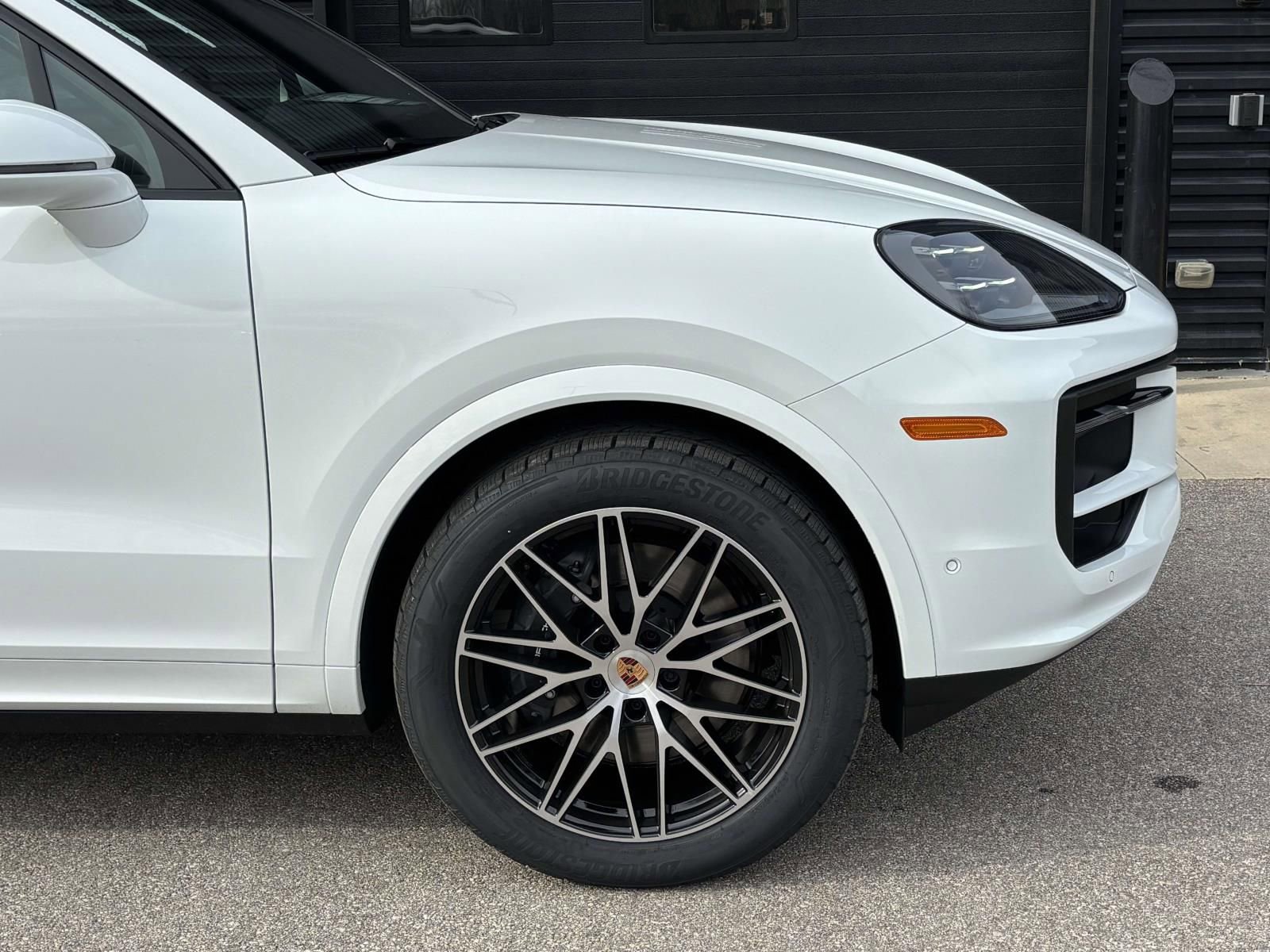 New 2026 Porsche Cayenne image 14